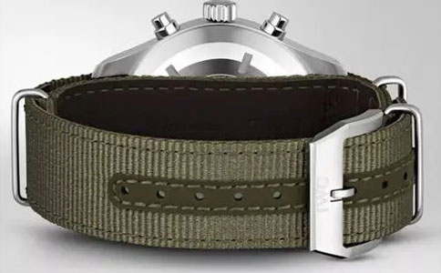 手表上的表带怎么选，橡胶表带和织物表带哪个好